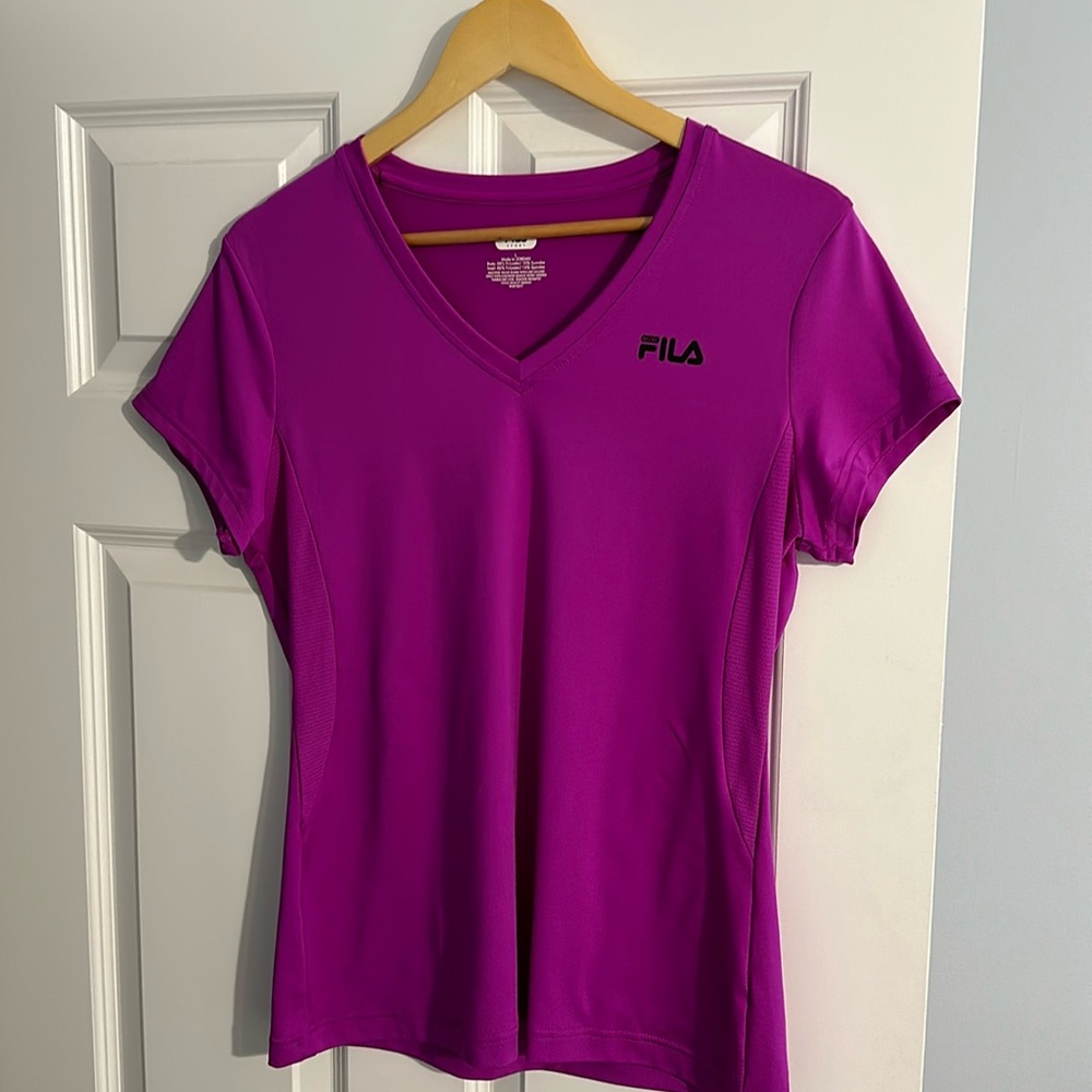 Fila top